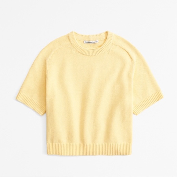 Abercrombie & Fitch Sweaters - Abercrombie & Fitch Madeline Crew Neck Yellow Sweater Tee Size Small